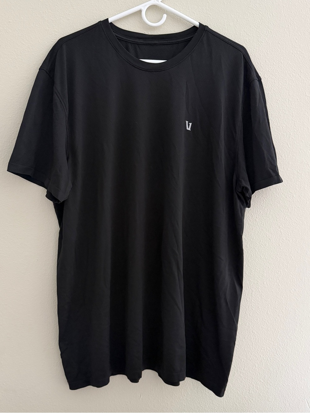 vuori Short Sleeve Clearview Seamless Tee men’s size XXL black